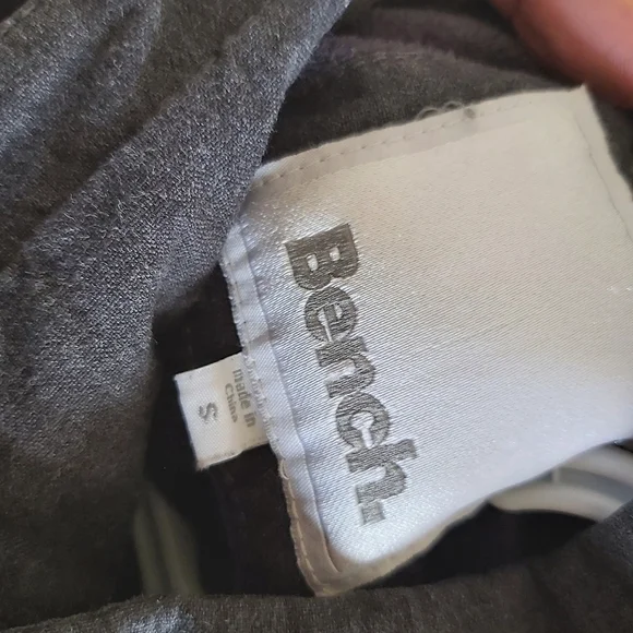 🆕️Bench Coat - Picture 7 of 10